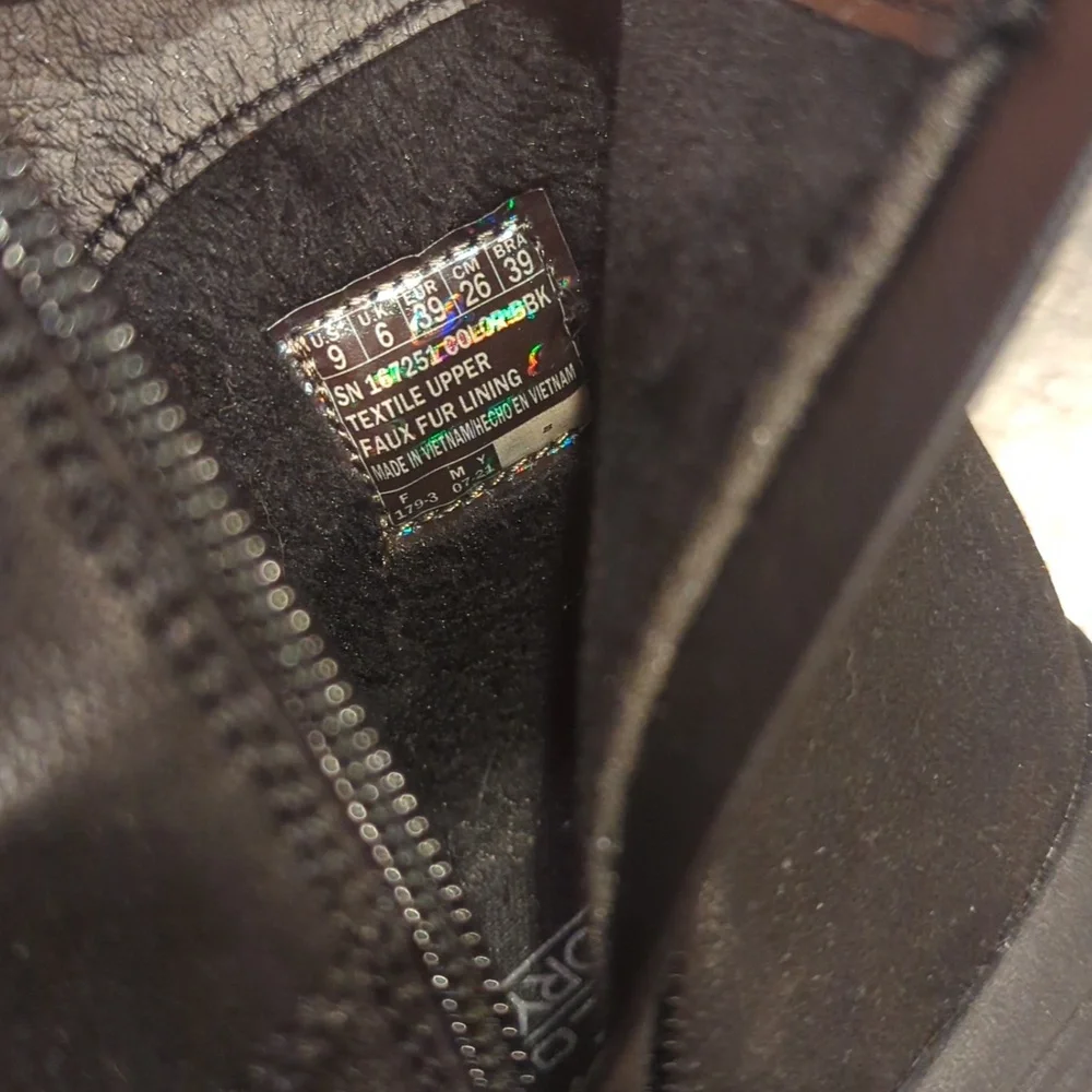 Skechers Ankle Boots - Picture 7 of 12